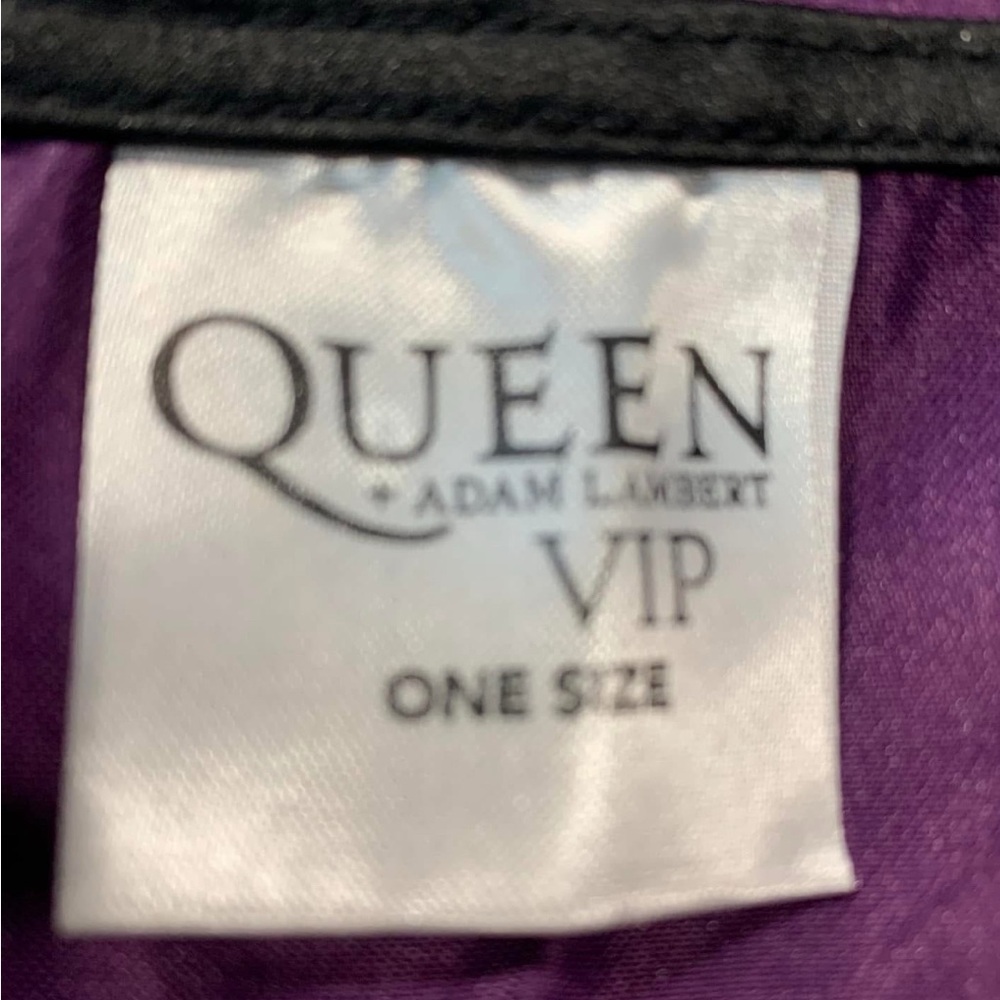 Queen + Adam Lambert VIP Purple Robe - Picture 13 of 13